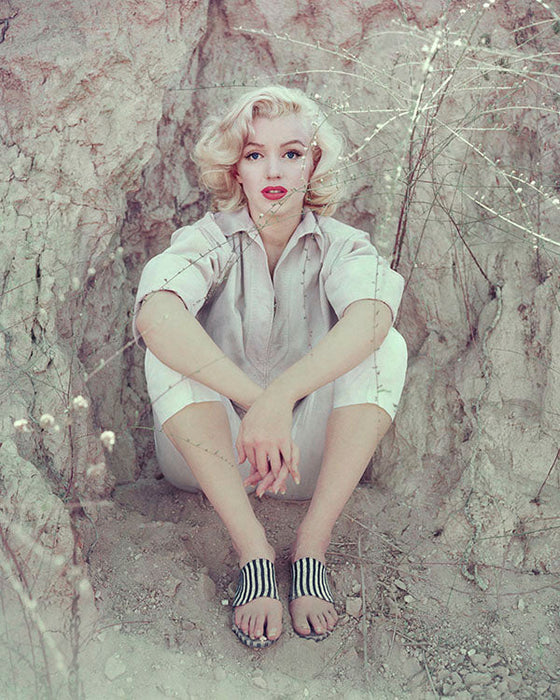 Marilyn Monroe in Laurel Canyon, 1953 — Limited Edition Print - Milton H. Greene