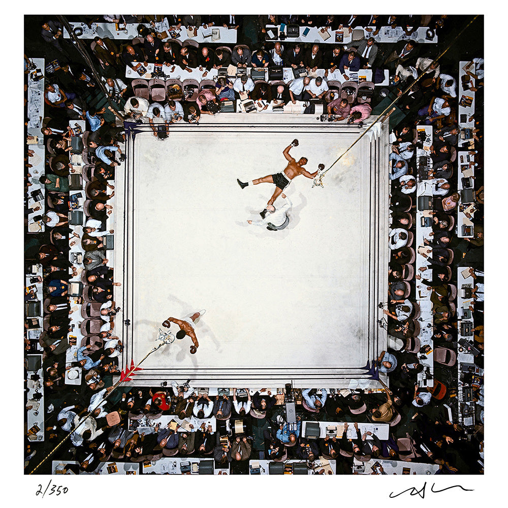 超お宝　日本では決して手に入らないパネル【ALI vs THE BEATLE】 Muhammad Ali vs Cleveland Williams overhead shot, 1966 — Limited