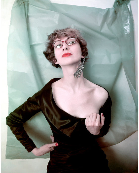 Della Oake for British Vogue, 1950 — Limited Edition Print - Norman Parkinson