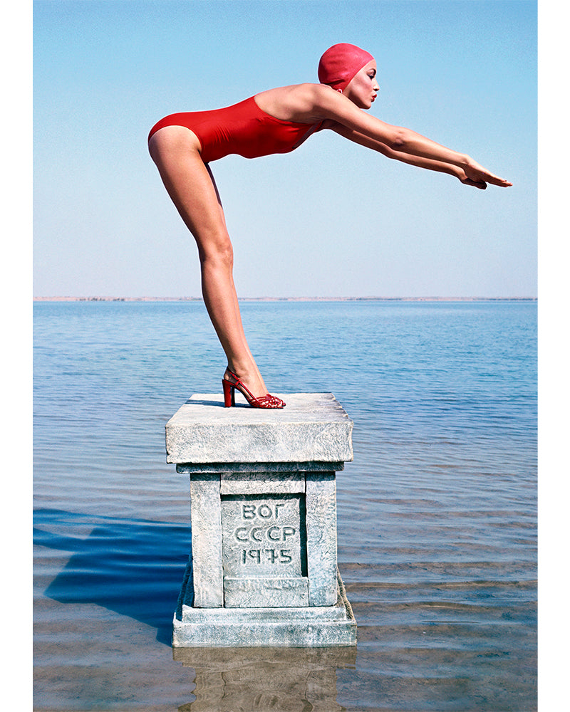 Jerry Hall on a diving plinth, 1975 — Limited Edition Print - Norman Parkinson