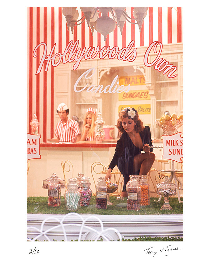 Raquel Welch in a sweet shop, 1970 by Terry O'Neill – Limited Edition Print.